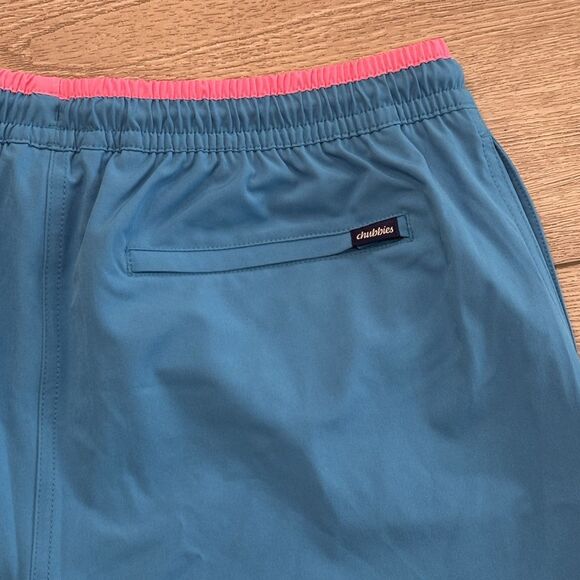 Chubbies The Hermosas 5.5” Swim Trunks Men’s Size XL NWT Summer Beach Athletic - Picture 7 of 7